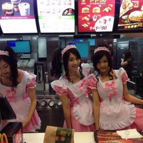 대만의 맥도날드 점원 복장
